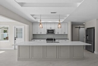 27296 Buccaneer Dr in Bonita Springs, FL - Building Photo - Building Photo