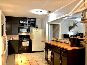 3310 28th St in Lubbock, TX - Building Photo - Building Photo