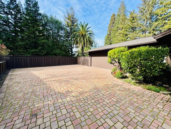 62 Winding Glen in Alamo, CA - Building Photo - Building Photo