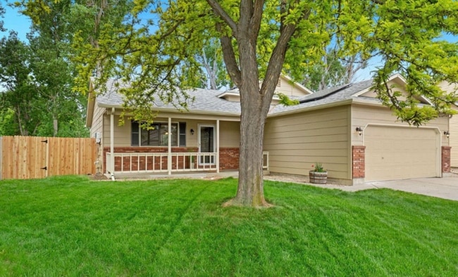 property at 2431 Sunstone Dr