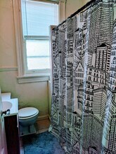 1612 Floyd Ave in Richmond, VA - Foto de edificio - Building Photo