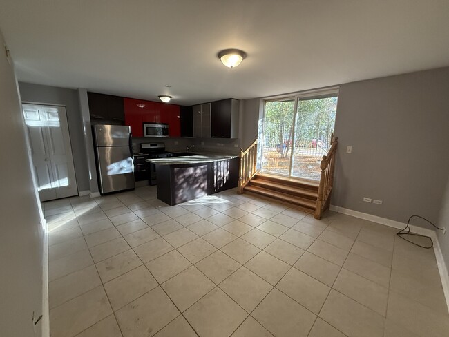 6954 N Greenview Ave in Chicago, IL - Building Photo - Building Photo