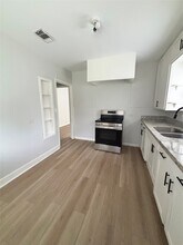 1519 Leaman Ave in Rosenberg, TX - Building Photo - Building Photo