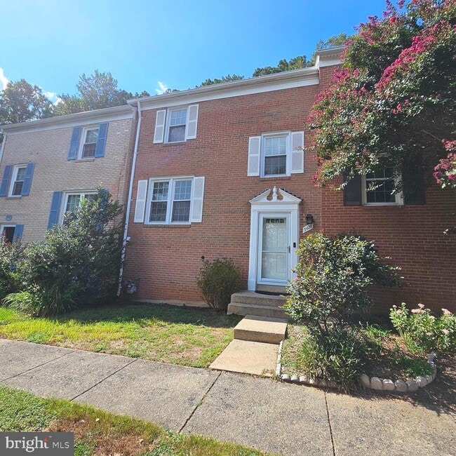 property at 5428 Donnelly Ct