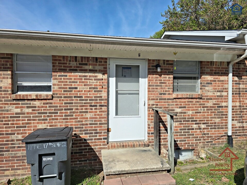 114 E 17th St in Cookeville, TN - Building Photo