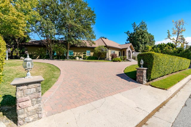 property at 825 Chehalem Rd