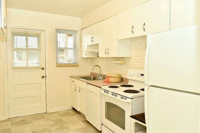 627 Biggs Ave in Frederick, MD - Building Photo - Building Photo