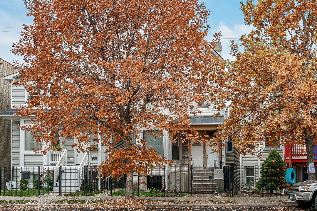 2820 N Sacramento Ave-Unit -3 in Chicago, IL - Building Photo