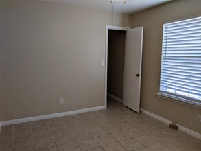 1912 Alex Ave in Austin, TX - Building Photo - Building Photo