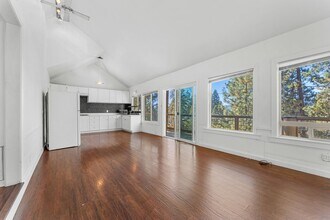 212 Beaver St in Kings Beach, CA - Building Photo - Building Photo