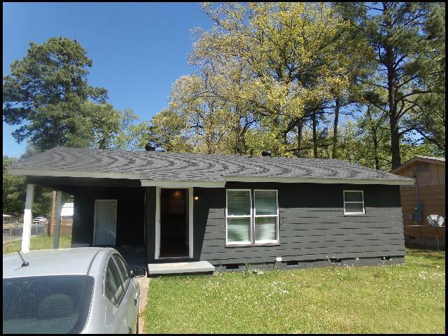 property at 7524 Knollwood Rd