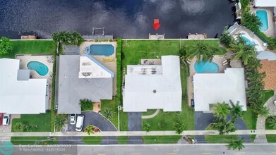 6250 NE 19th Ave in Fort Lauderdale, FL - Foto de edificio - Building Photo