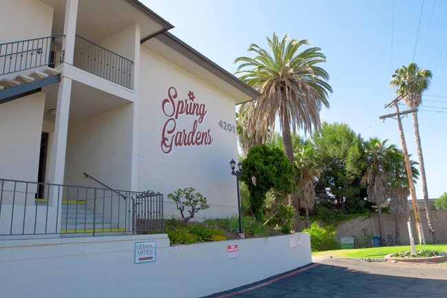 La Mesa Spring Gardens Apartments in La Mesa, CA - Building Photo - Building Photo