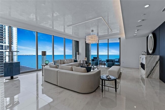 17975 Collins Ave, Unit 1602 in Sunny Isles Beach, FL - Building Photo - Building Photo
