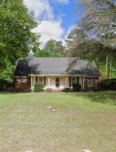 1450 E Overbrook Rd in Millbrook, AL - Building Photo - Building Photo
