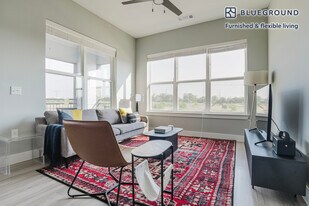 5005 E Parmer Ln in Manor, TX - Building Photo
