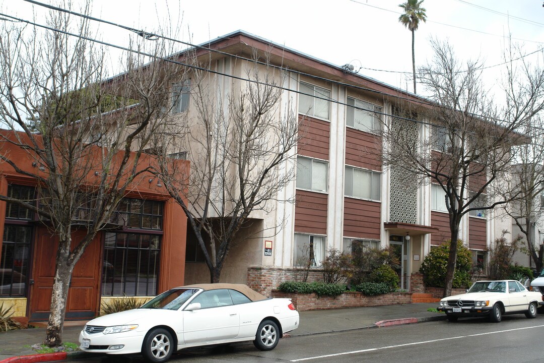 1619 Hopkins St in Berkeley, CA - Building Photo