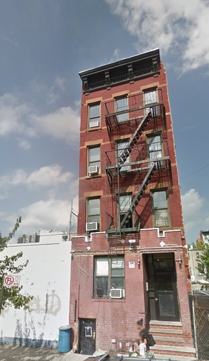 405 E 117th St in New York, NY - Building Photo