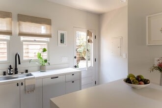2543 2nd St in Santa Monica, CA - Building Photo - Building Photo