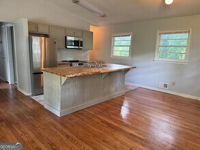 3517 Forrest Park Rd SE in Atlanta, GA - Building Photo - Building Photo