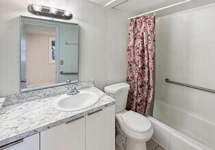 1824 S 29th St in Fort Pierce, FL - Building Photo - Building Photo