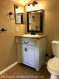 1515 E Fairmount Ave photo'