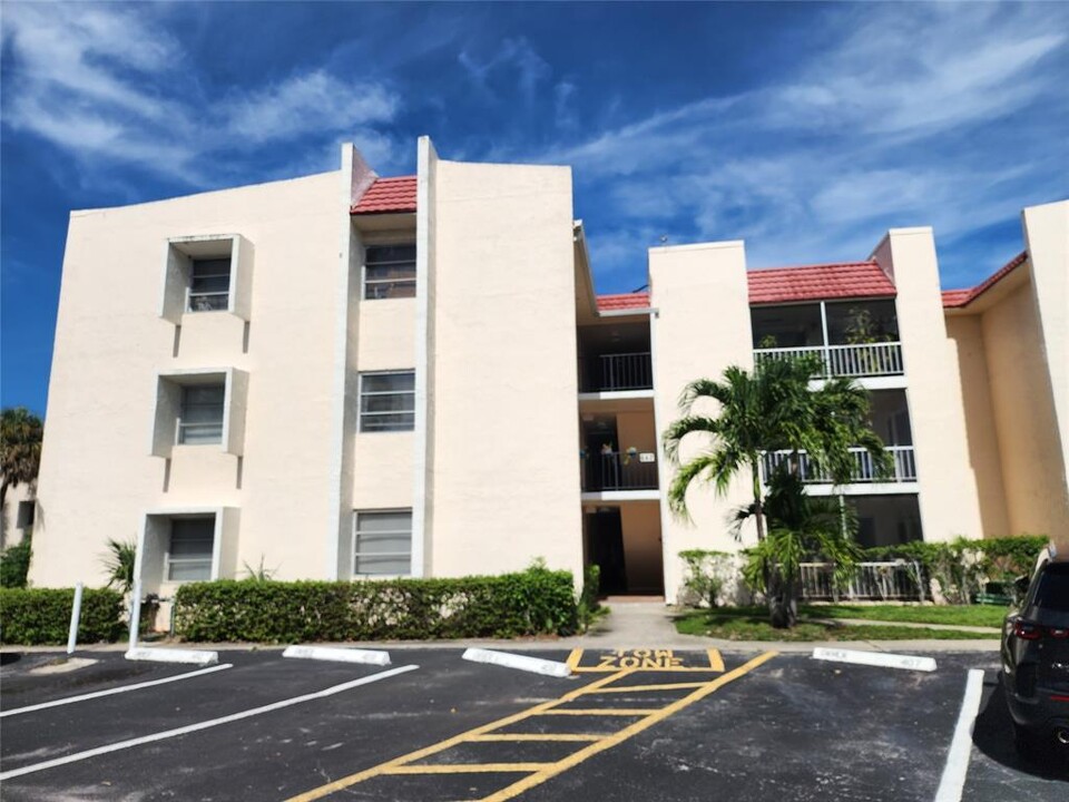 642 NW 13th St in Boca Raton, FL - Building Photo