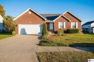 605 Wind Brook Dr in Elizabethtown, KY - Building Photo