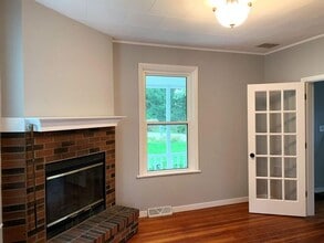 317 E Hunt Ave in Twin Lakes, WI - Building Photo - Building Photo
