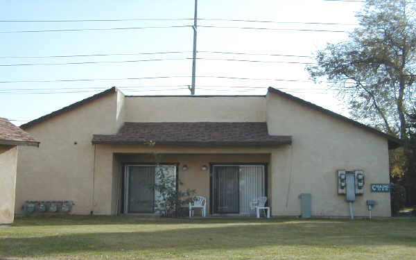 Megan's Garden Apartments in Modesto, CA - Building Photo - Building Photo