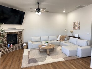 421 Graze St in Odessa, TX - Building Photo - Building Photo