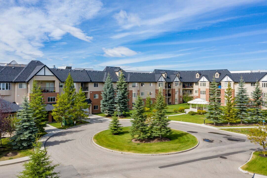 Aviemore in Calgary, AB - Building Photo