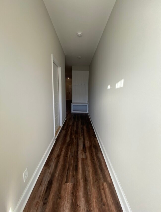 1035 Glenkirk Dr in Clarksville, TN - Building Photo - Building Photo