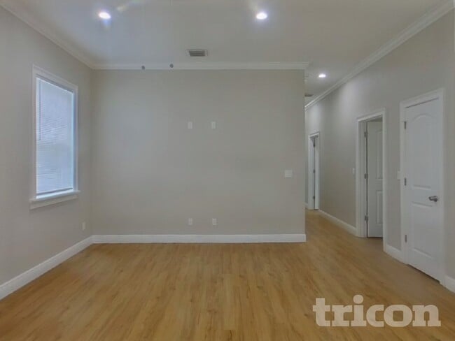 7703 N Huntley Ave in Tampa, FL - Building Photo - Building Photo