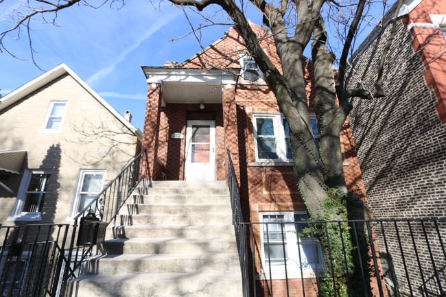 property at 2312 W Cullerton St