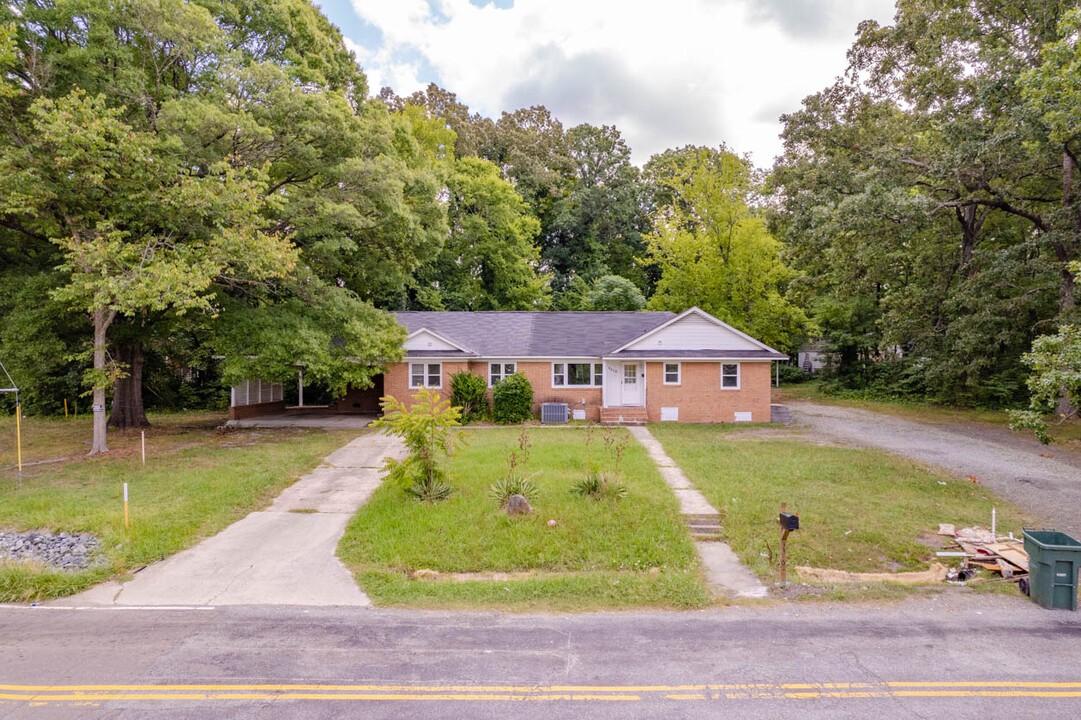 3310 Danube Ln in Durham, NC - Building Photo