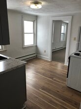 40 Railroad St, Unit 2 in Lancaster, NH - Building Photo - Building Photo