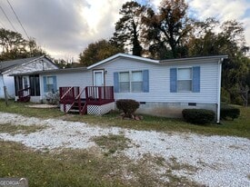481 Prather Bridge Rd in Toccoa, GA - Building Photo