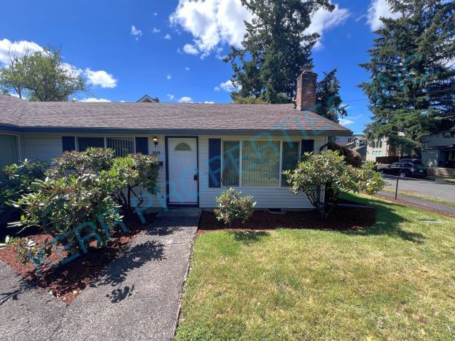 3520 SE 67th Ave