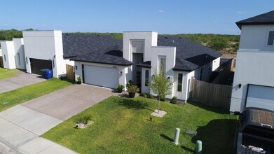 1615 Latigo Lp in Laredo, TX - Building Photo - Building Photo