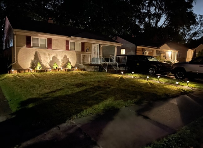 20566 Salem in Detroit, MI - Building Photo - Building Photo