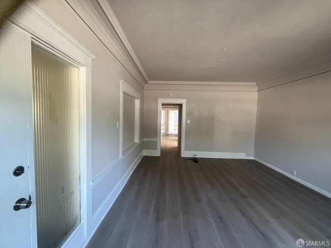 1 Engle Rd in San Mateo, CA - Building Photo - Building Photo