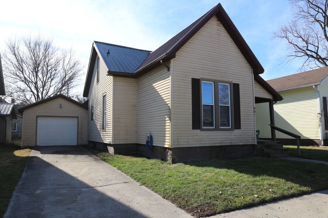 609 Binford St in Crawfordsville, IN - Building Photo