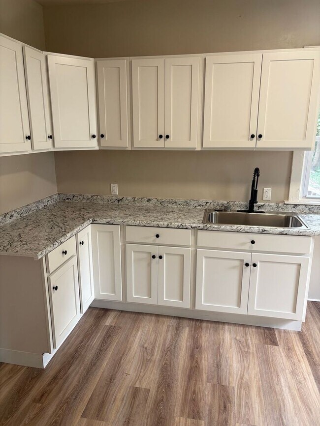 7417 Linwood Ave-Unit -#7419 - vacant in Cleveland, OH - Building Photo - Building Photo