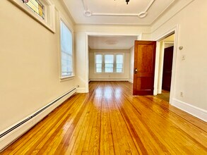 315 ARMSTRONG Ave in Jersey City, NJ - Building Photo - Building Photo