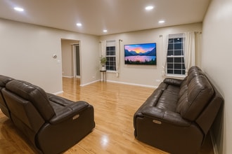 1702 Saint Ann Dr in Hanover Park, IL - Building Photo - Building Photo