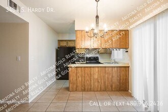 3404 S Hardy Dr in Tempe, AZ - Building Photo - Building Photo
