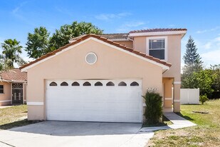 2344 Cordova Ct in Kissimmee, FL - Building Photo