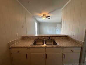 5858 Century Oaks Dr in Fayetteville, NC - Building Photo - Building Photo
