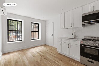 384 Hancock St in Brooklyn, NY - Building Photo - Building Photo